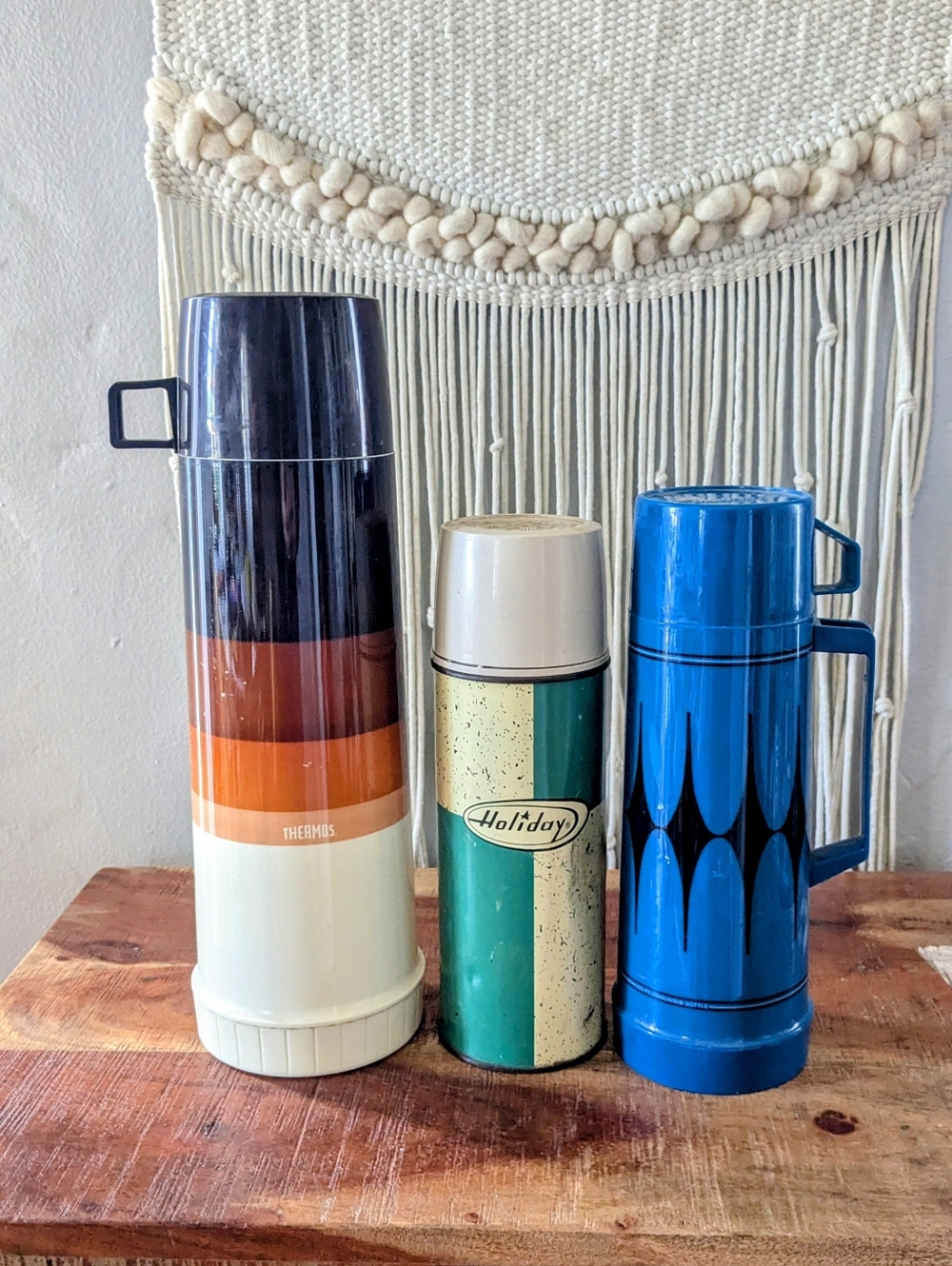 VTG Mid Century Thermos Set of 3 - MCM Decor - Aladdin & Thermos Brand - Picture 2 of 2